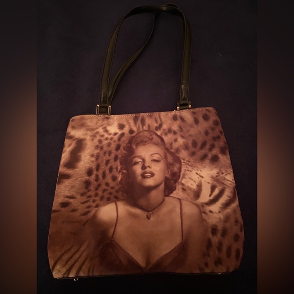 Marilyn Monroe Purse - Picture 3 of 5